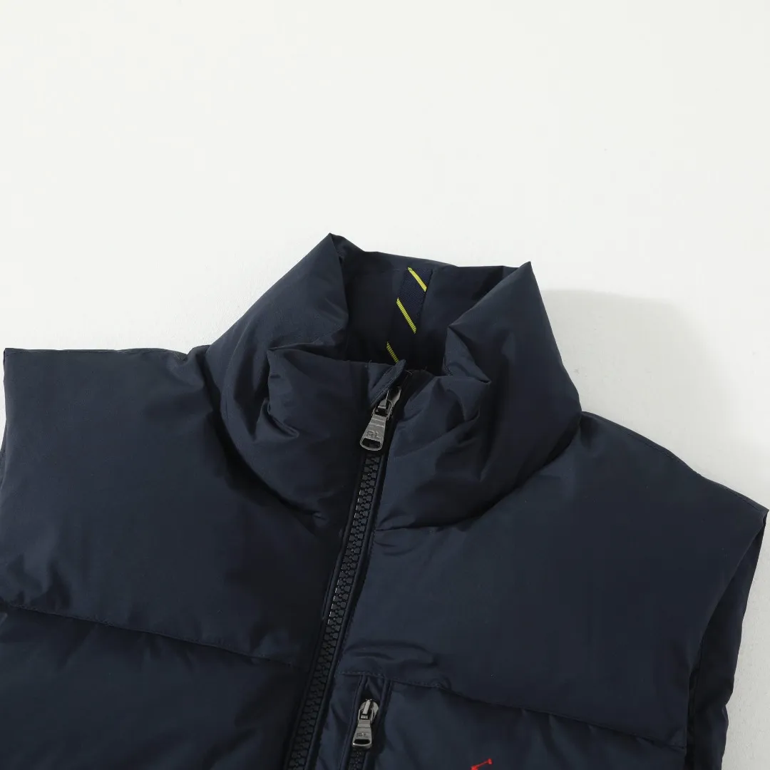 P490 #R51 Ralph Lauren winter new style for men and women, classic small logo waterproof pure down vest sleeveless official item number: RL14255 Full set of customized accessories, details determine success or failure.  - Accessories: Original hangtag, washed label + electroplated YK zipper logo, customized Laval Lauren zipper, full set of accessories - Same style for men and women. Color: Khaki, green, navy, black. Size: S M L